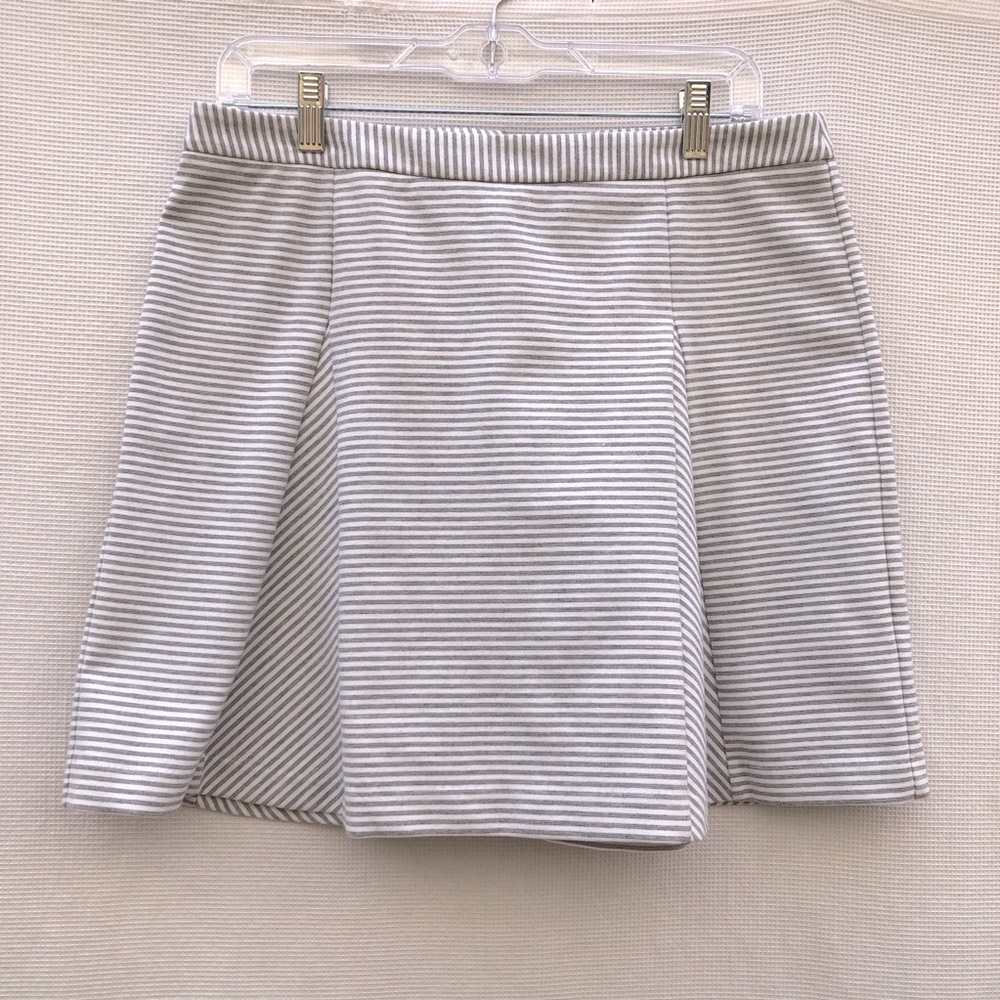 Michael Kors Gray & White Stripe Skirt Size 10